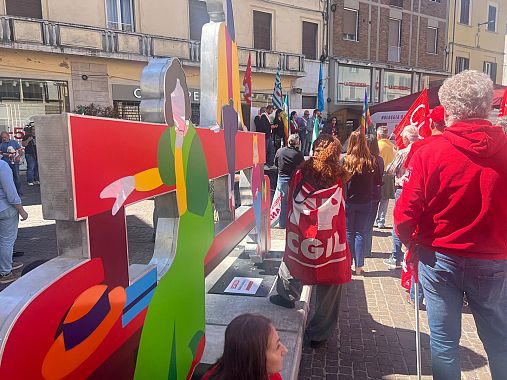 La manifestazione a Pontedera