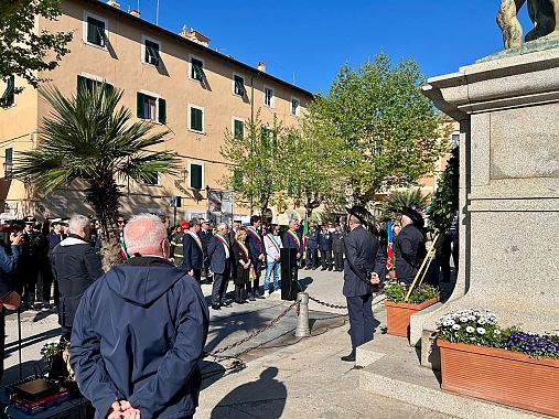 La cerimonia a Portoferraio