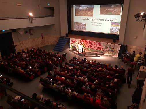 Il convegno sull'attività estrattiva apuana