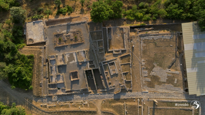 La veduta aerea dell'area archeologica di Roselle a Grosseto