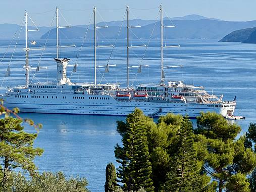 La nave da crociera Club Med 2