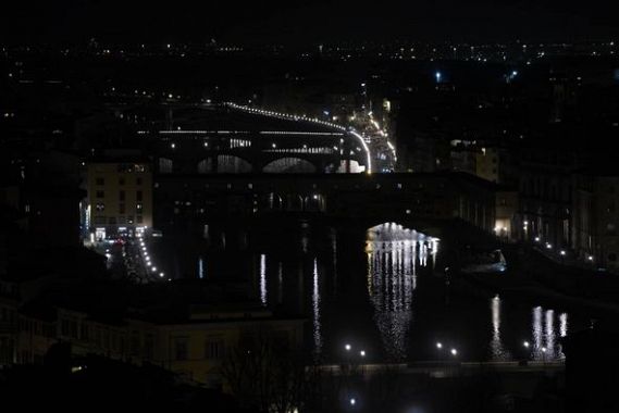 Il Ponte Vecchio con le luci spente