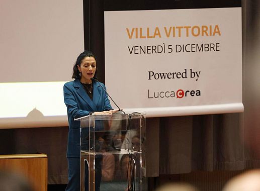 L'assessora Cristina Manetti durante i lavori