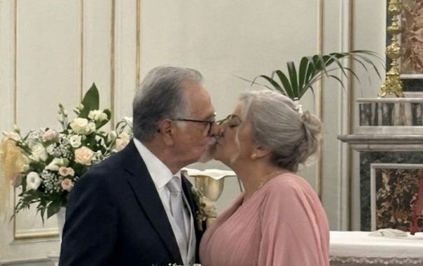 Teresa e il marito Lino nel giorno delle nozze d'oro